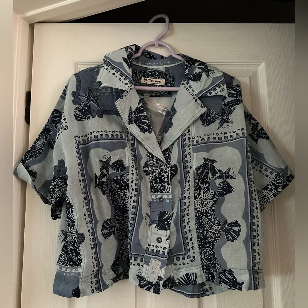Free People Handkerchief Paisley Patchwork Button Down Blue Top Size Small NWOT - Picture 2 of 4